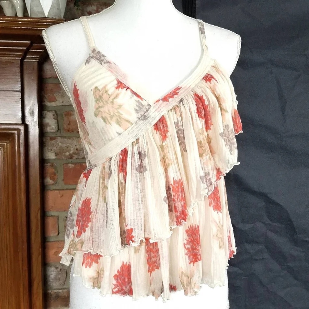 Floral Ruffle Tank - Picture 7 of 8